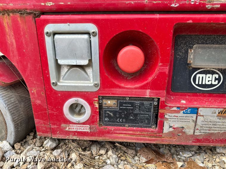 image for item OJ9299 (2) 2018 MEC 1330SE scissor lifts