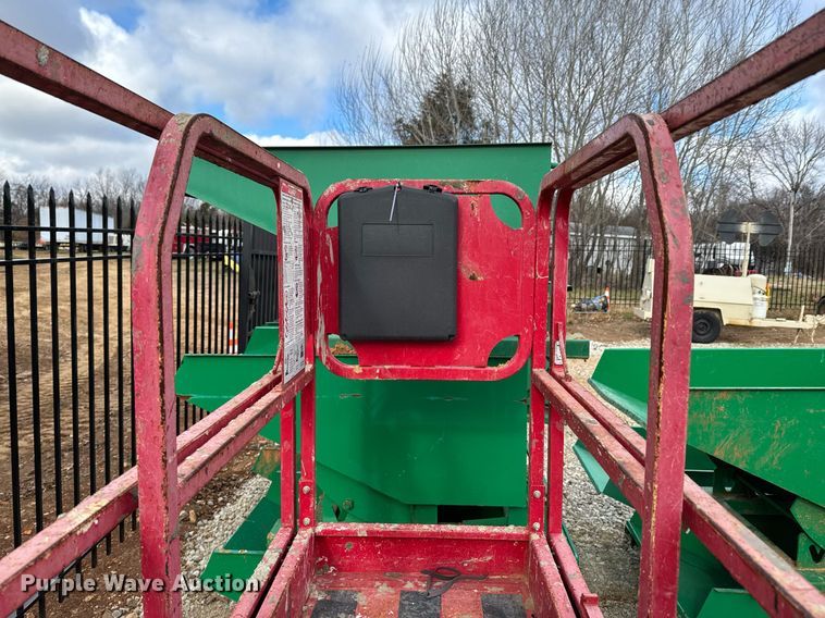 image for item OJ9299 (2) 2018 MEC 1330SE scissor lifts