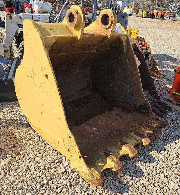 image for item OJ9307 Caterpillar excavator bucket