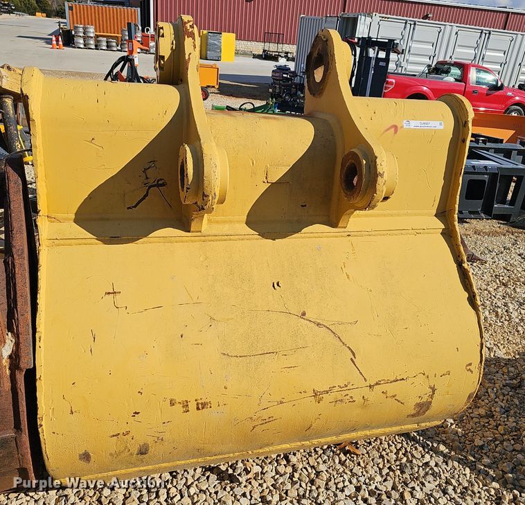 image for item OJ9307 Caterpillar excavator bucket