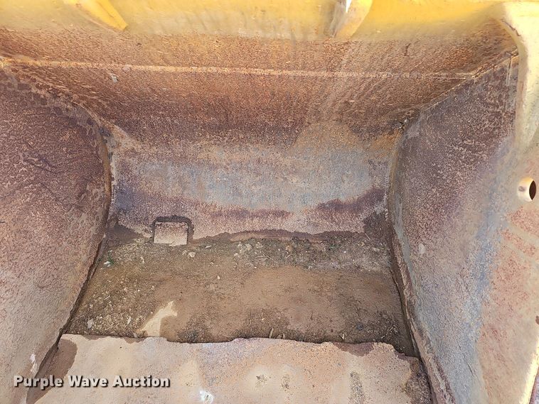 image for item OJ9307 Caterpillar excavator bucket