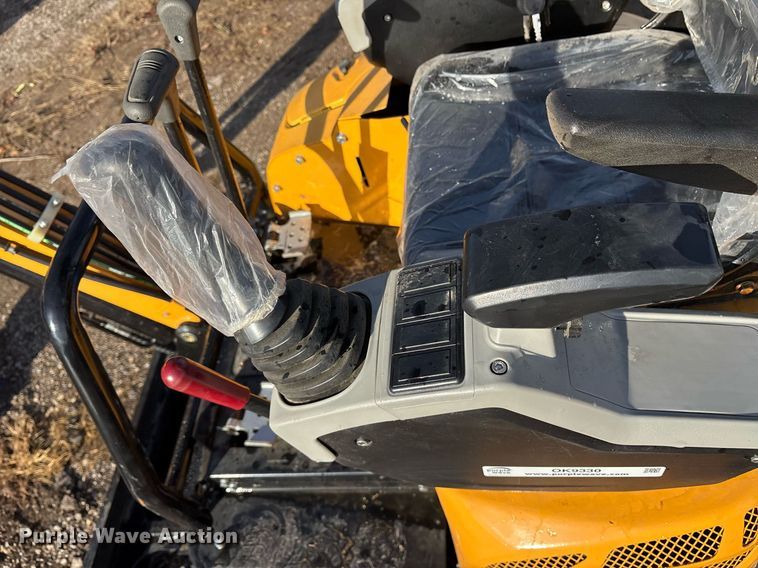 image for item OK9330 2024 Valley Pioneer EM15 mini excavator