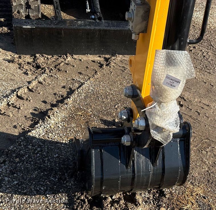 image for item OK9331 2024 Valley Pioneer EM15 mini excavator