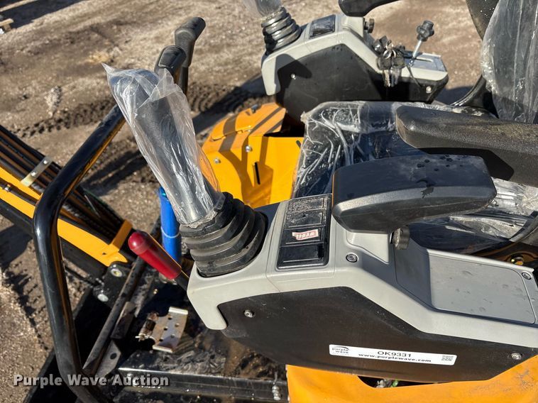 image for item OK9331 2024 Valley Pioneer EM15 mini excavator