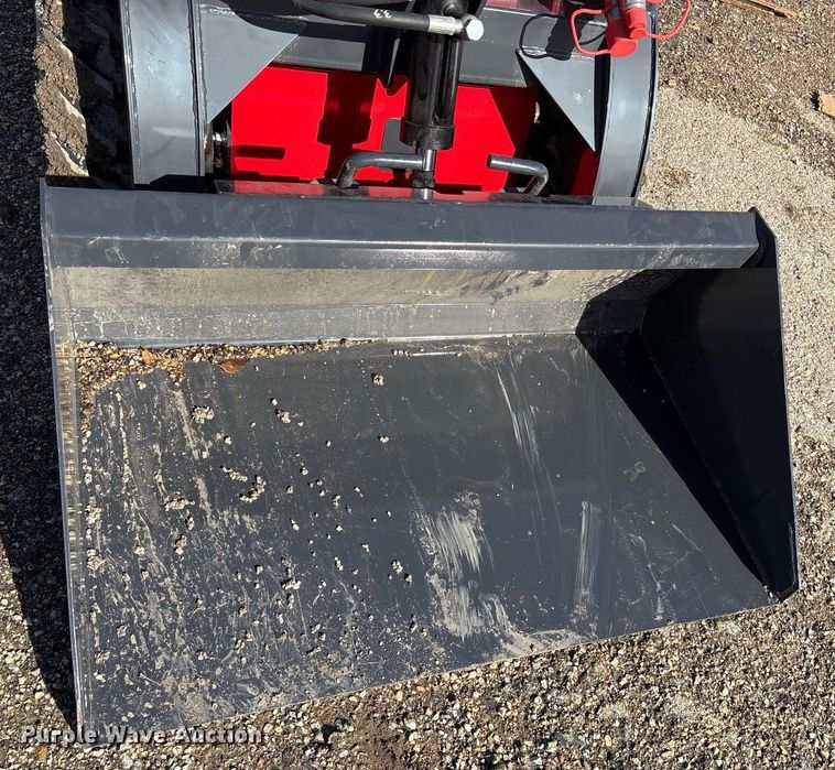 image for item OK9336 2024 Valley Pioneer SCL850 compact utility loader