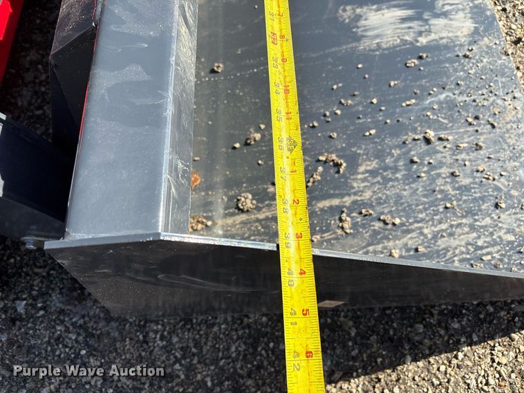 image for item OK9336 2024 Valley Pioneer SCL850 compact utility loader