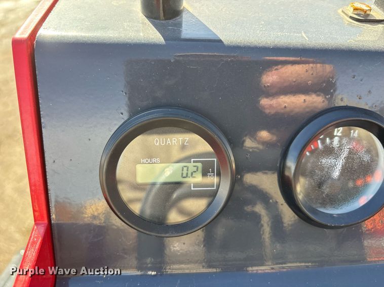 image for item OK9336 2024 Valley Pioneer SCL850 compact utility loader