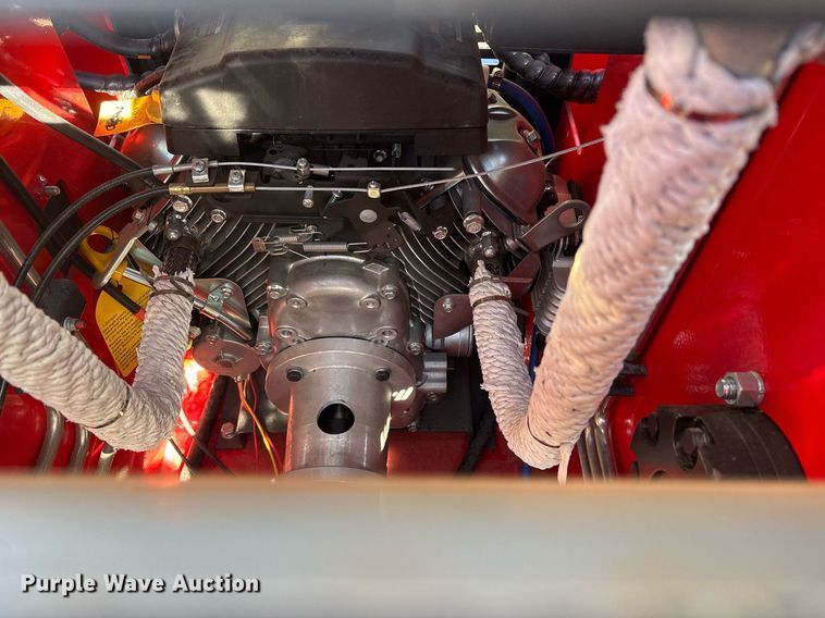 image for item OK9336 2024 Valley Pioneer SCL850 compact utility loader