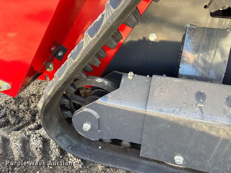 image for item OK9336 2024 Valley Pioneer SCL850 compact utility loader