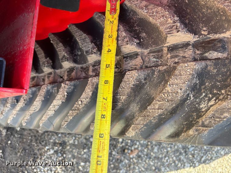 image for item OK9336 2024 Valley Pioneer SCL850 compact utility loader