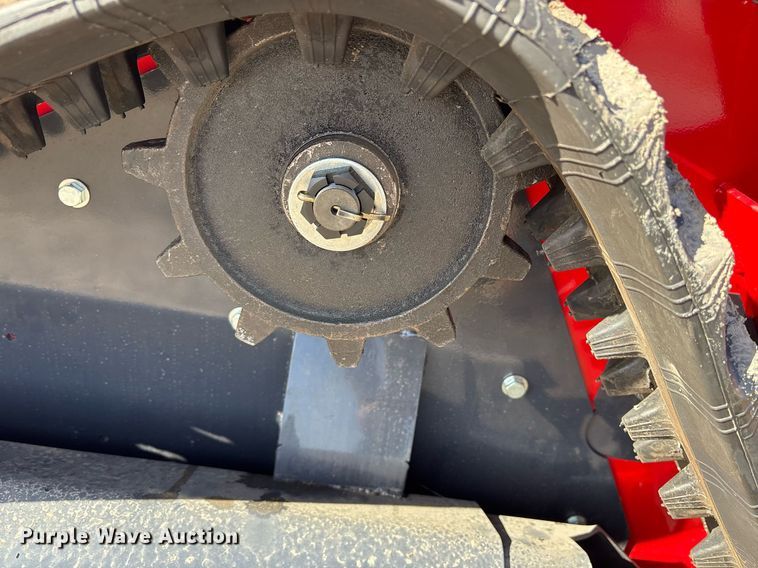 image for item OK9336 2024 Valley Pioneer SCL850 compact utility loader