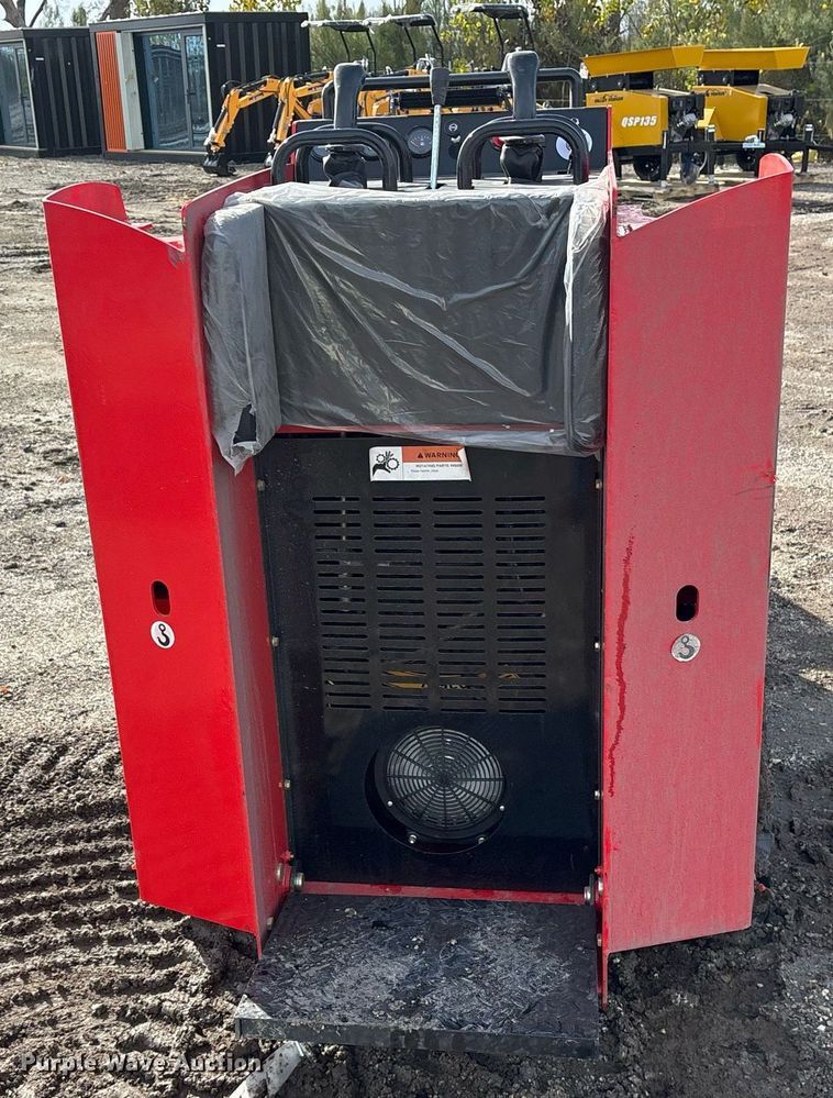 image for item OK9337 2024 Valley Pioneer SCL850 compact utility loader