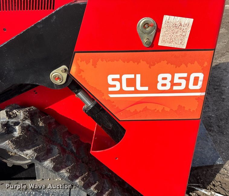 image for item OK9337 2024 Valley Pioneer SCL850 compact utility loader