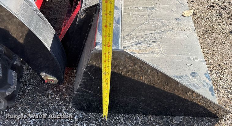 image for item OK9338 2024 Valley Pioneer SCL850 compact utility loader