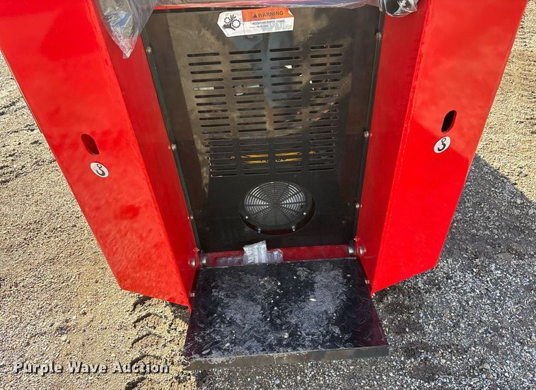 image for item OK9338 2024 Valley Pioneer SCL850 compact utility loader