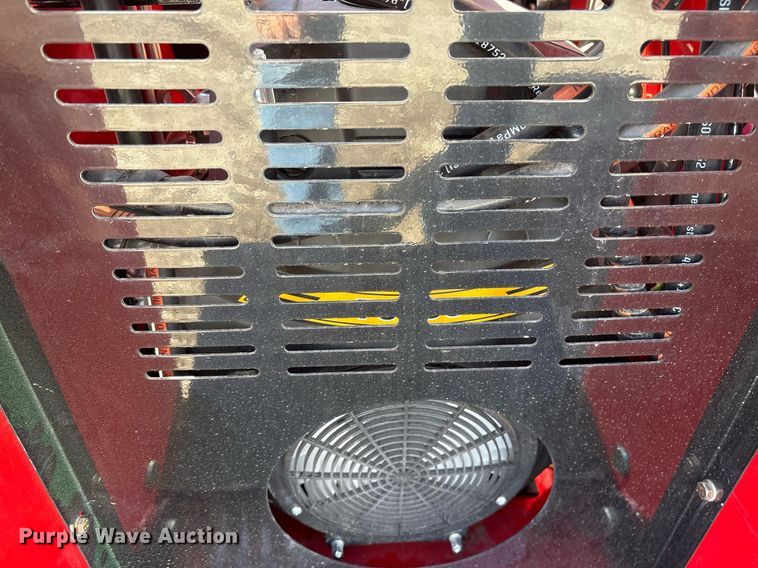 image for item OK9338 2024 Valley Pioneer SCL850 compact utility loader