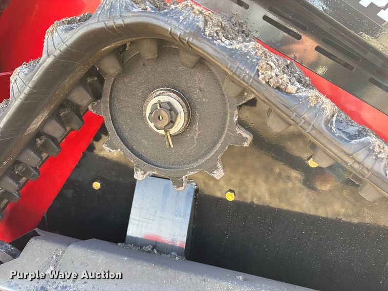 image for item OK9338 2024 Valley Pioneer SCL850 compact utility loader