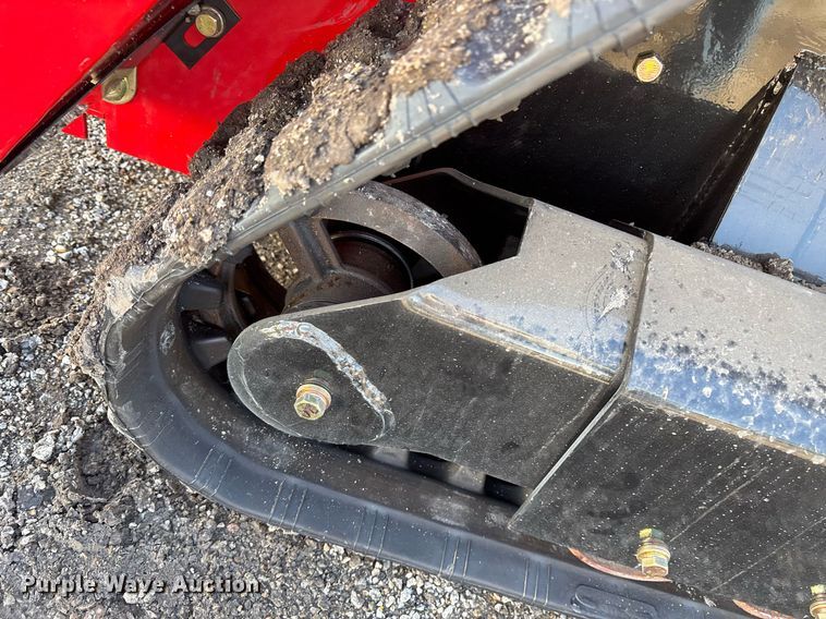 image for item OK9338 2024 Valley Pioneer SCL850 compact utility loader