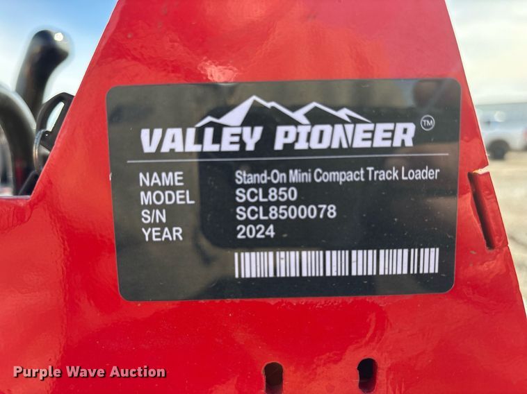 image for item OK9338 2024 Valley Pioneer SCL850 compact utility loader