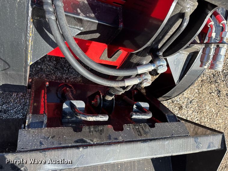 image for item OK9339 2024 Valley Pioneer SCL850 compact utility loader