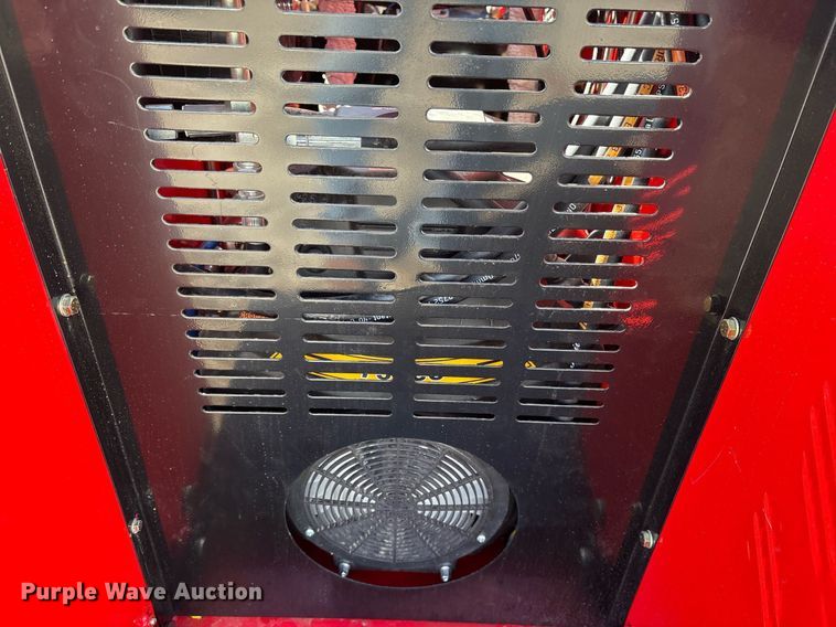 image for item OK9339 2024 Valley Pioneer SCL850 compact utility loader