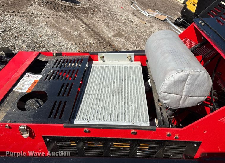 image for item OK9339 2024 Valley Pioneer SCL850 compact utility loader