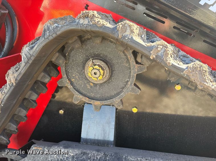 image for item OK9339 2024 Valley Pioneer SCL850 compact utility loader