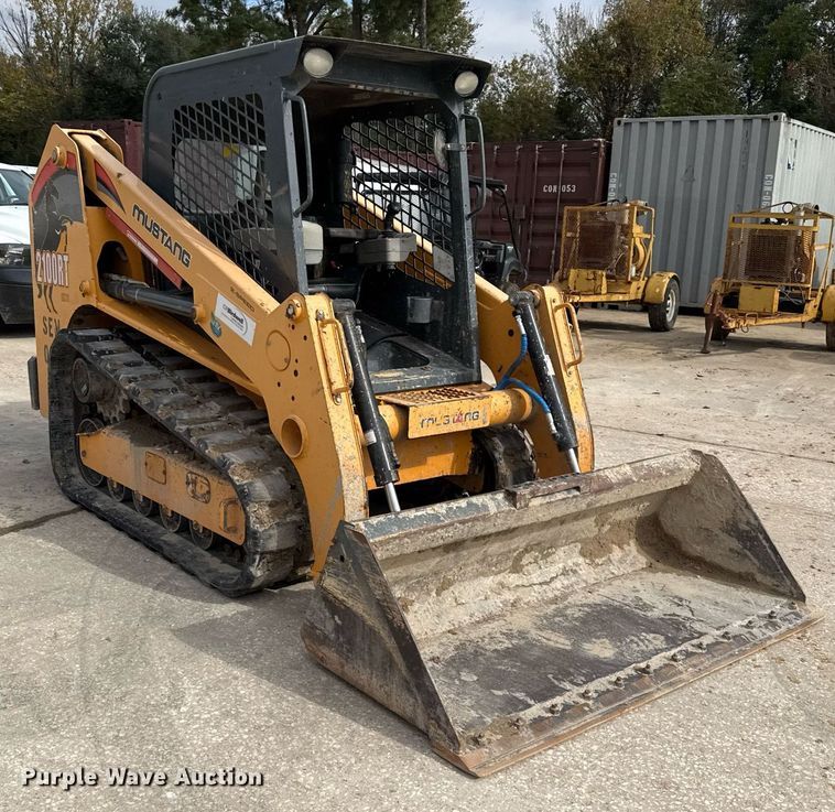 image for item OK9390 Mustang 2100RT tracked skid steer loader
