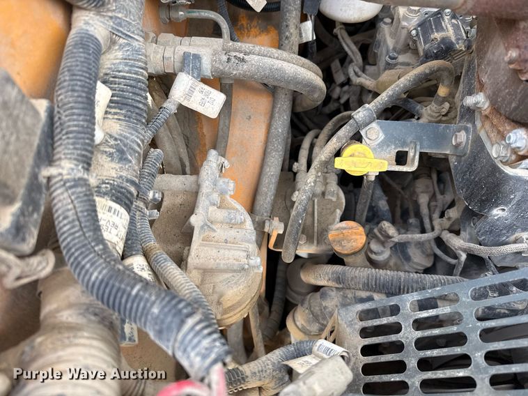 image for item OK9390 Mustang 2100RT tracked skid steer loader