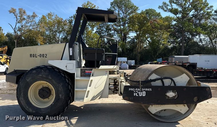 image for item OK9391 1997 Ingersoll-Rand SD-100D single drum vibratory roller