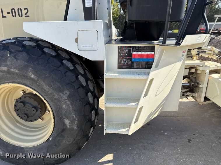 image for item OK9391 1997 Ingersoll-Rand SD-100D single drum vibratory roller