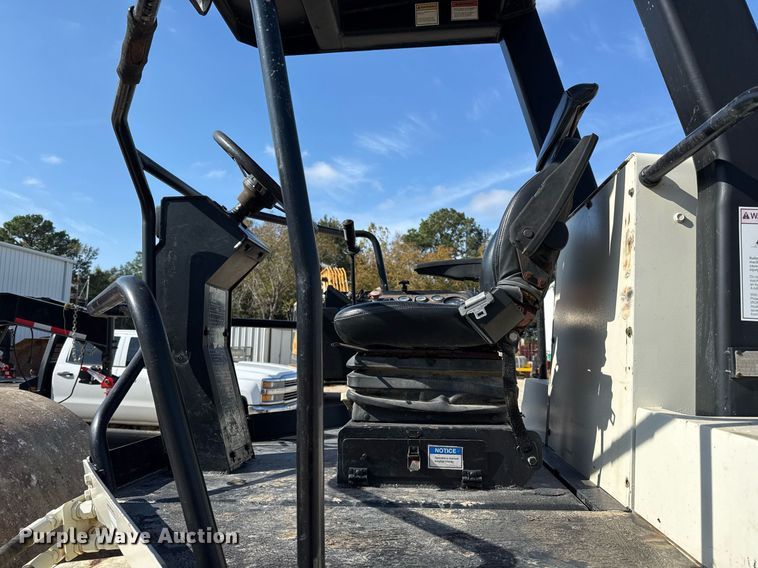 image for item OK9391 1997 Ingersoll-Rand SD-100D single drum vibratory roller