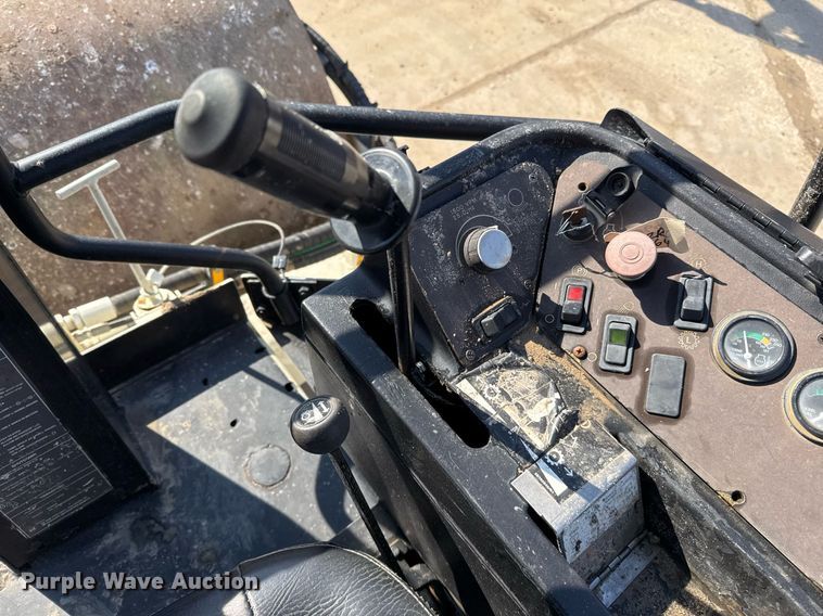 image for item OK9391 1997 Ingersoll-Rand SD-100D single drum vibratory roller