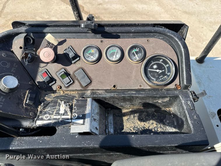 image for item OK9391 1997 Ingersoll-Rand SD-100D single drum vibratory roller