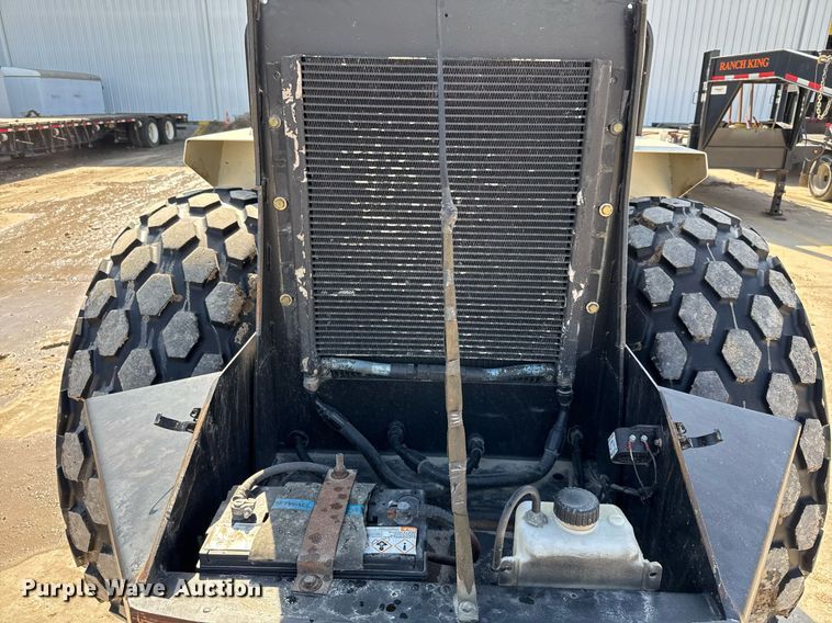 image for item OK9391 1997 Ingersoll-Rand SD-100D single drum vibratory roller