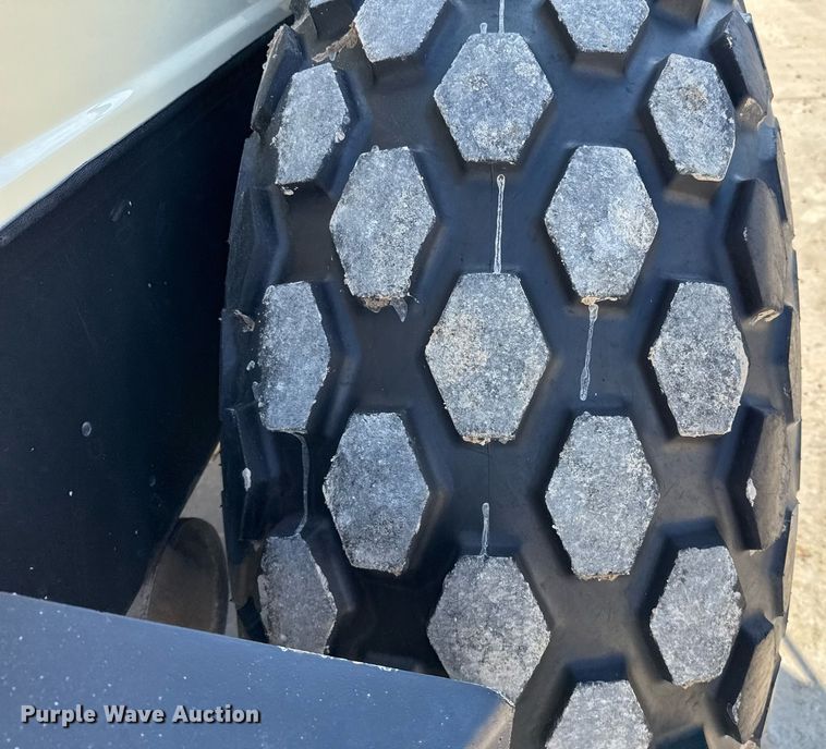 image for item OK9391 1997 Ingersoll-Rand SD-100D single drum vibratory roller