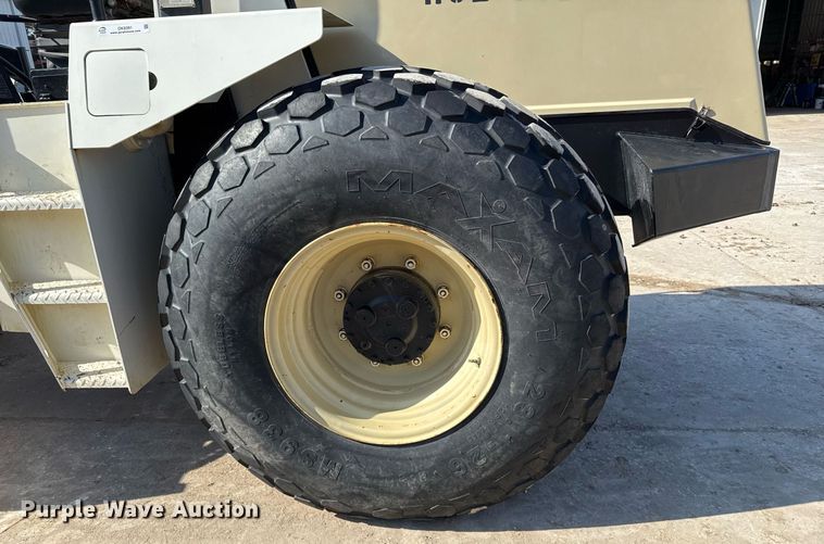 image for item OK9391 1997 Ingersoll-Rand SD-100D single drum vibratory roller