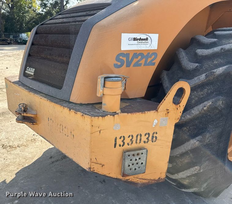 image for item OK9392 2004 Case SV212 single drum vibratory roller