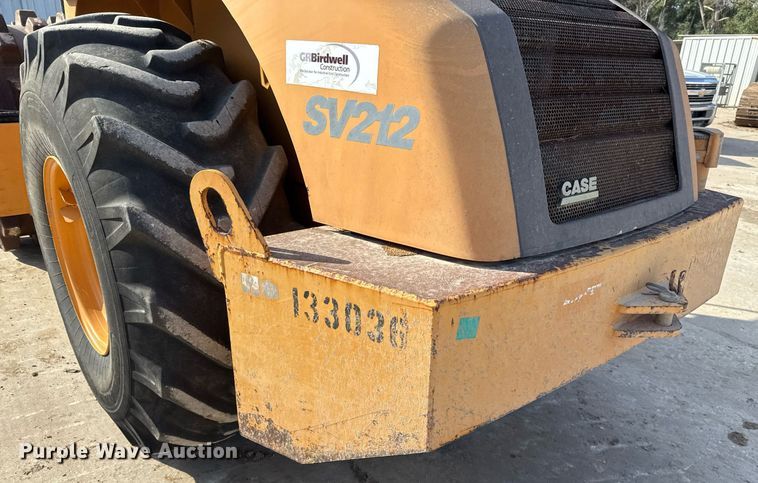 image for item OK9392 2004 Case SV212 single drum vibratory roller