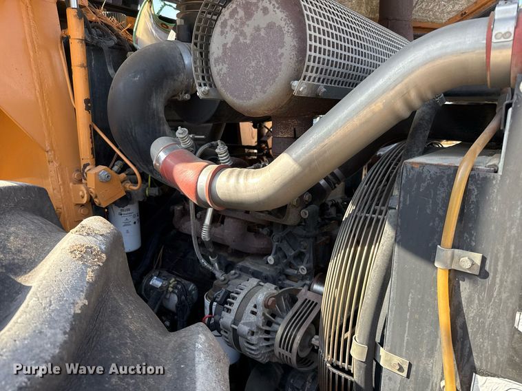 image for item OK9392 2004 Case SV212 single drum vibratory roller