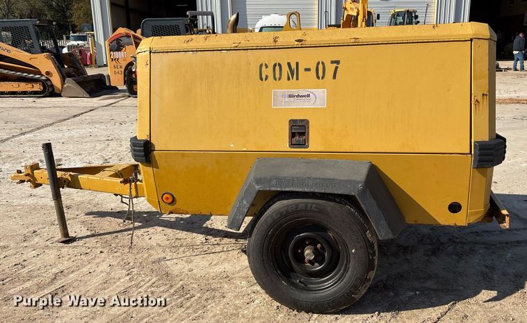 image for item OK9393 2000 Ingersoll-Rand P185WIR air compressor