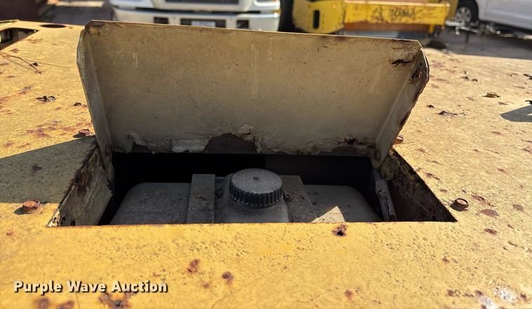 image for item OK9393 2000 Ingersoll-Rand P185WIR air compressor