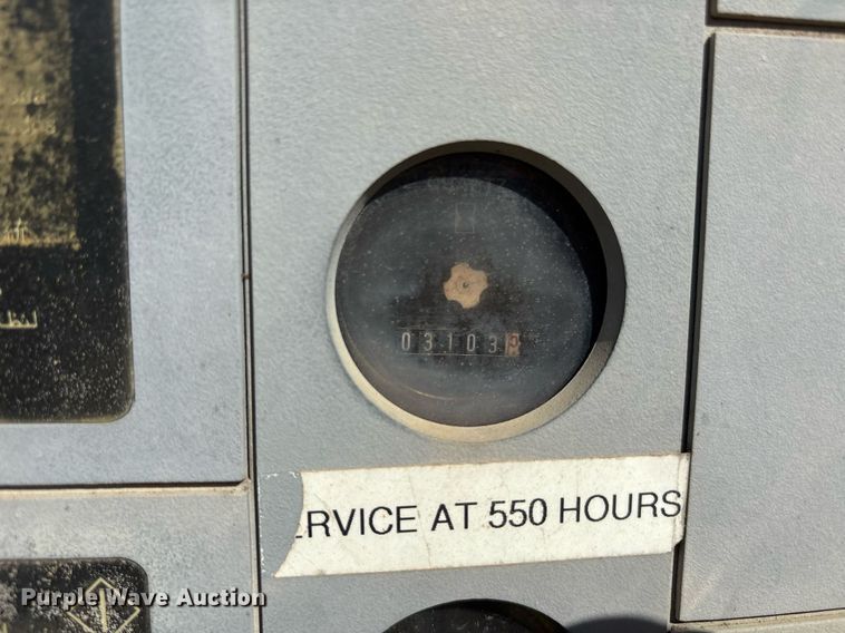 image for item OK9393 2000 Ingersoll-Rand P185WIR air compressor