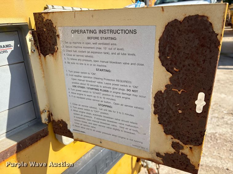 image for item OK9393 2000 Ingersoll-Rand P185WIR air compressor