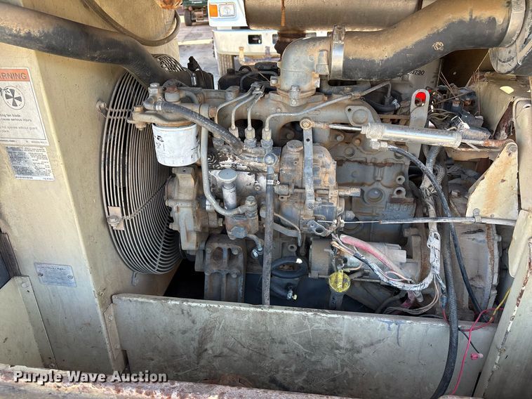 image for item OK9393 2000 Ingersoll-Rand P185WIR air compressor