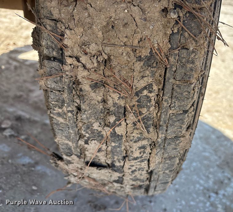 image for item OK9393 2000 Ingersoll-Rand P185WIR air compressor