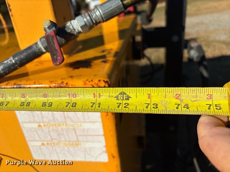 image for item OK9405 2006 LeeBoy L500 tack distributer trailer