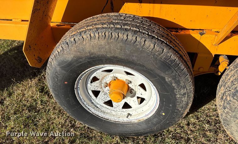 image for item OK9405 2006 LeeBoy L500 tack distributer trailer