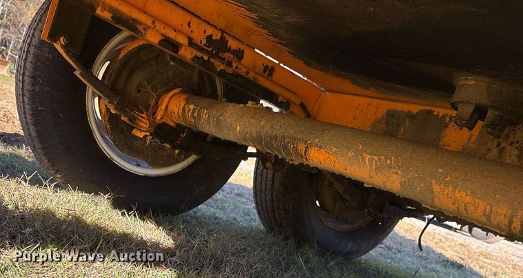 image for item OK9405 2006 LeeBoy L500 tack distributer trailer