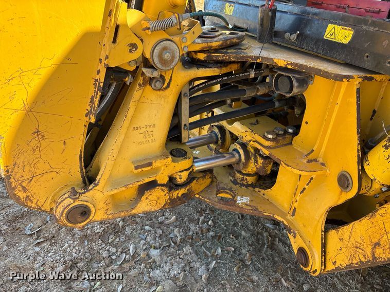 image for item OK9414 2005 Caterpillar 420D backhoe